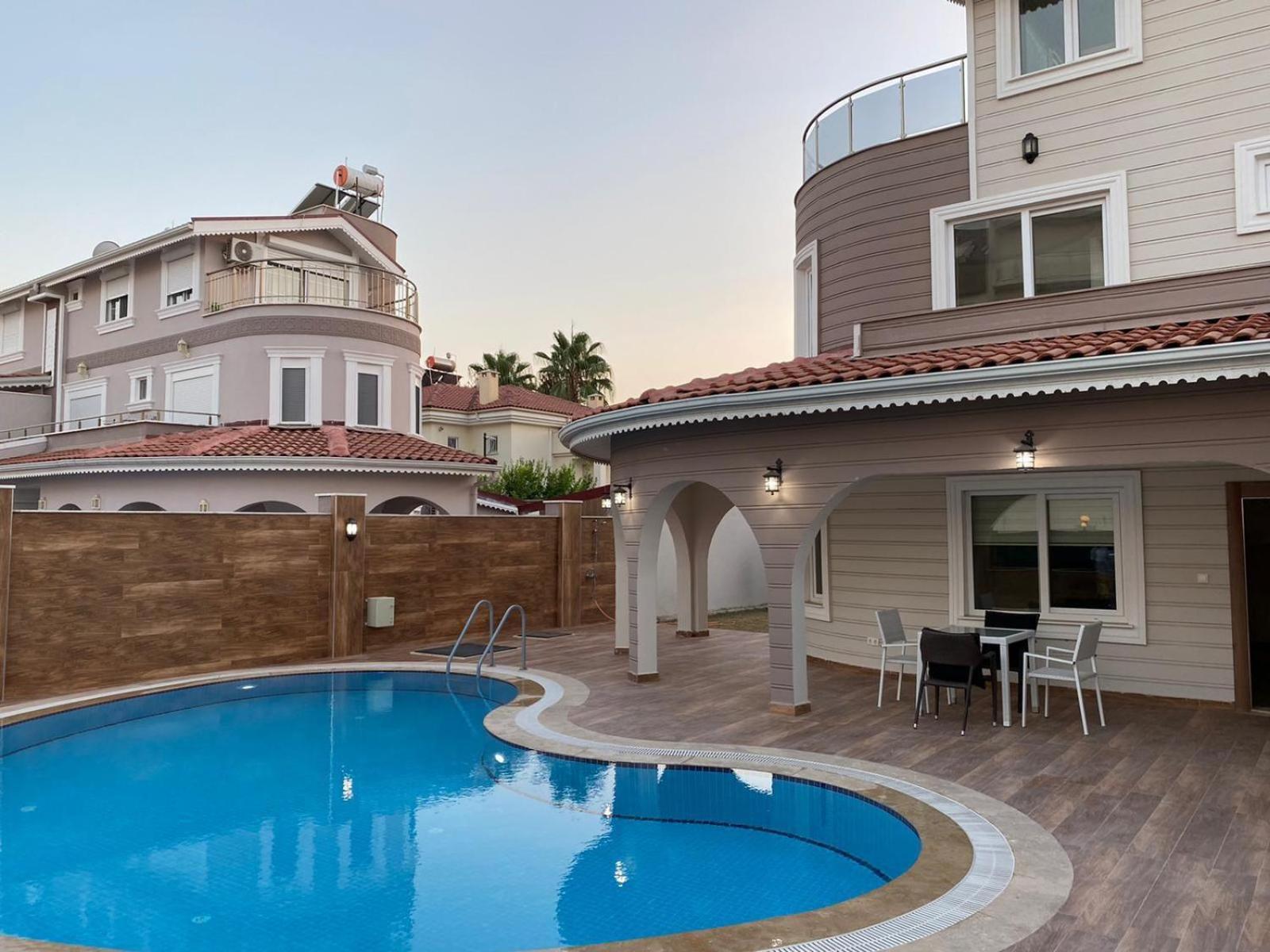 באלאק Bluehomes Villas מראה חיצוני תמונה